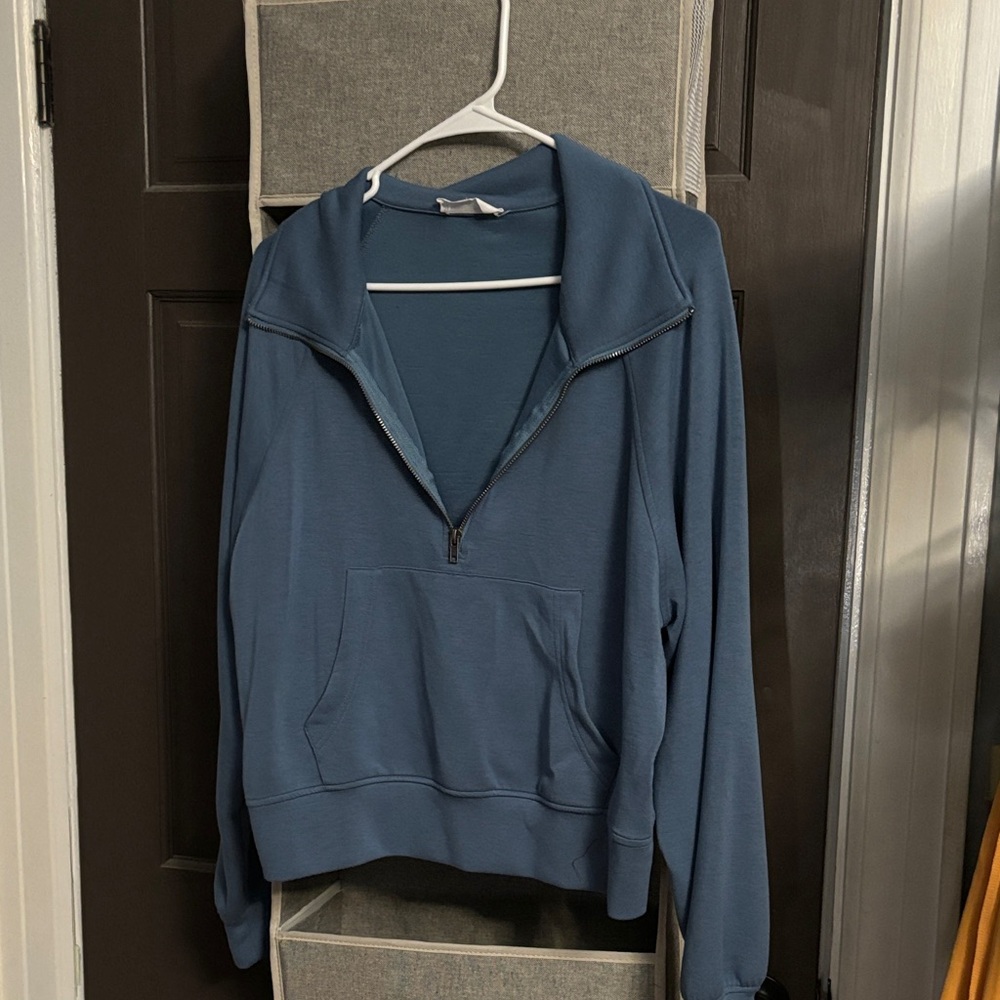 Double Zero Women's Blue Half-Zip Sweatshirt